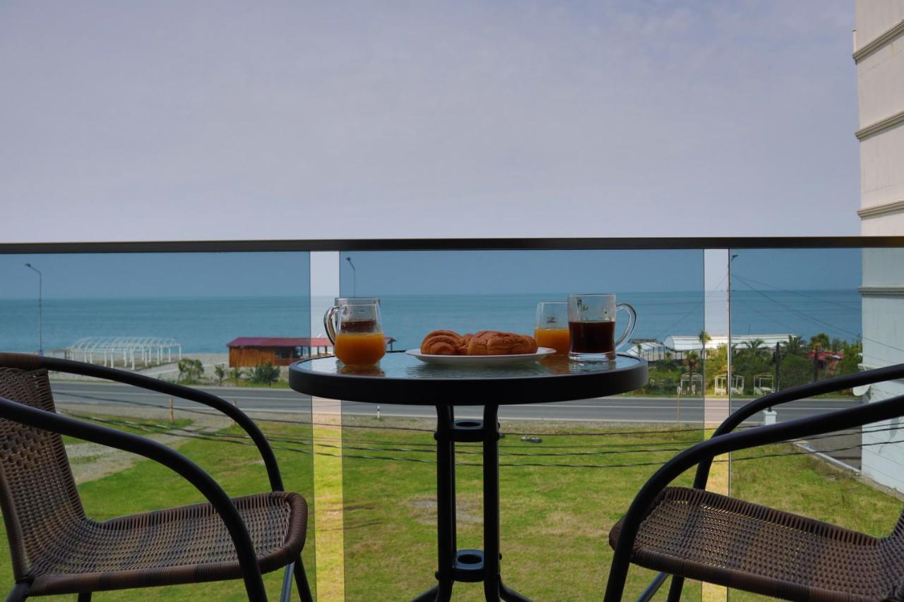 فندق كفارياتيفي  Casa Del Mar المظهر الخارجي الصورة